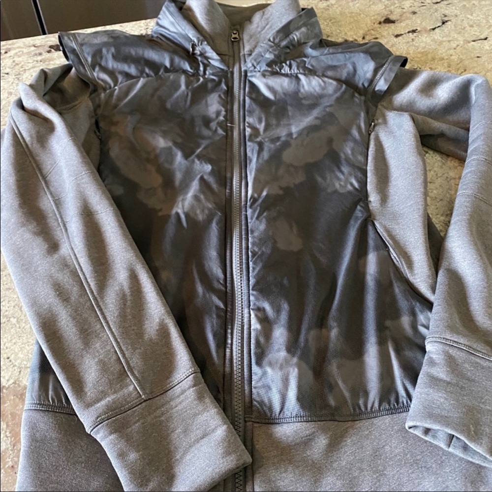 Gray Fleece Lululemon Zip Up Jacket Size 12/ Large